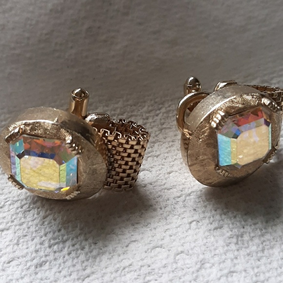 Elegant cuff links gold Tone with clear stone - Picture 2 of 4